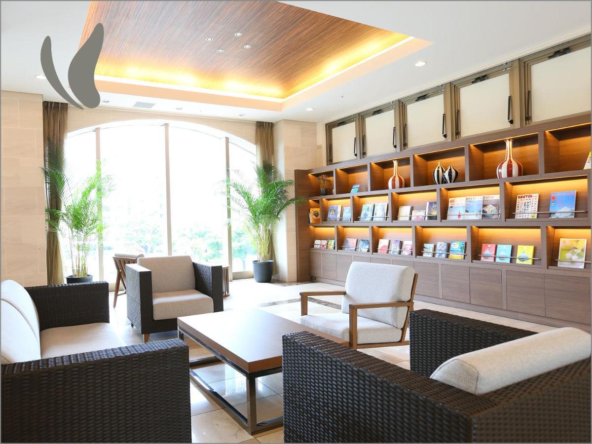 Almont Hotel Naha Omoromachi Екстериор снимка