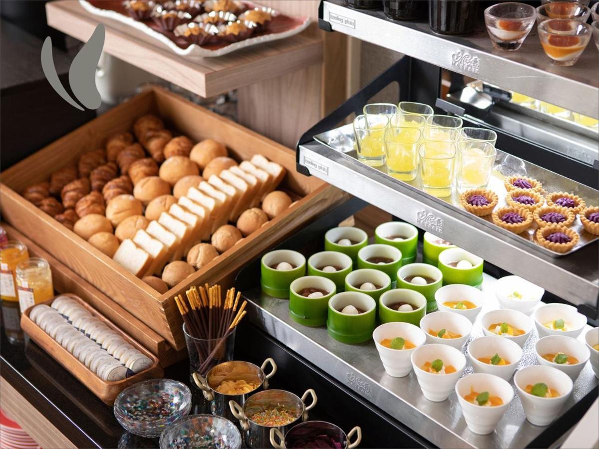 Almont Hotel Naha Omoromachi Екстериор снимка