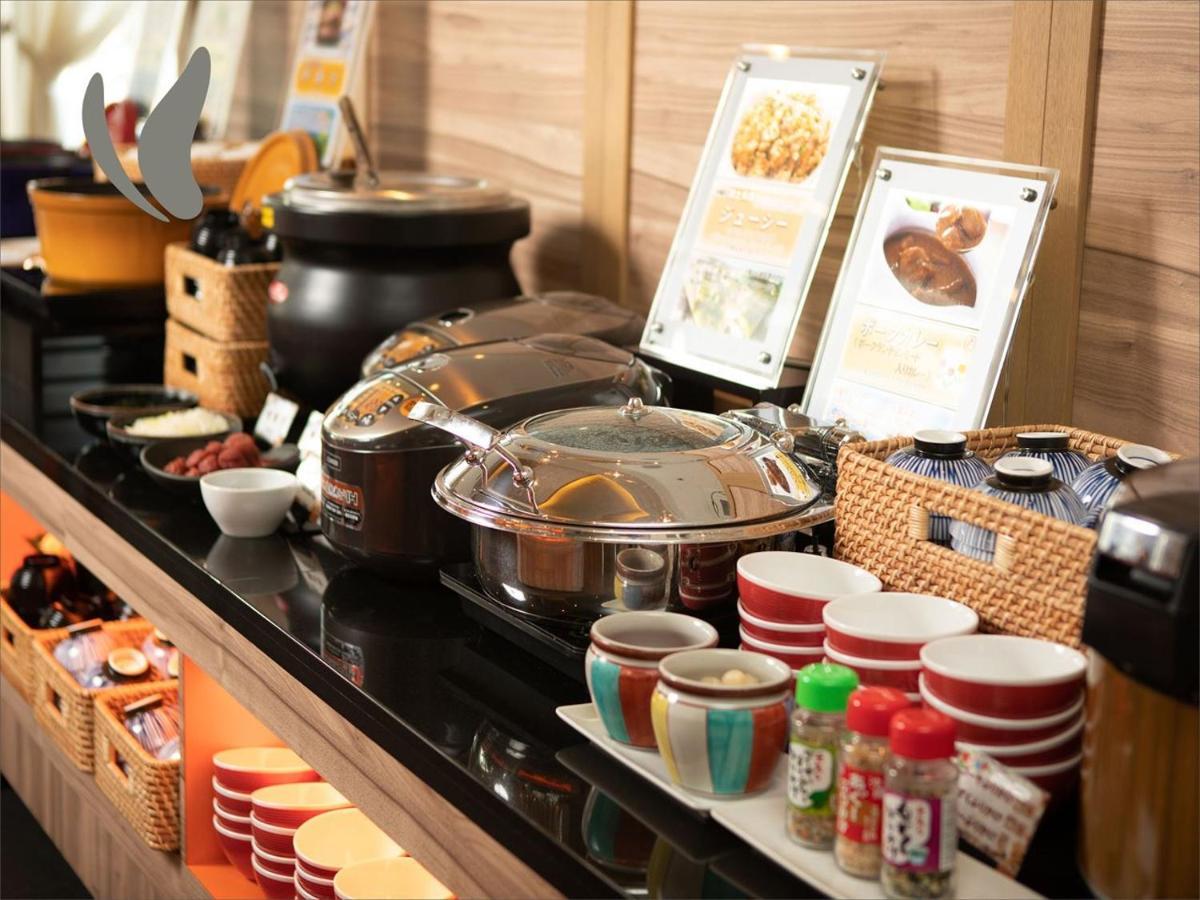 Almont Hotel Naha Omoromachi Екстериор снимка